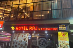 Hotel Raj & Restaurant