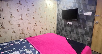 HOTEL GREENCITY Room Type - Deluxe Room