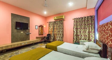 Hotel Central Park Room Type - Standard AC Room