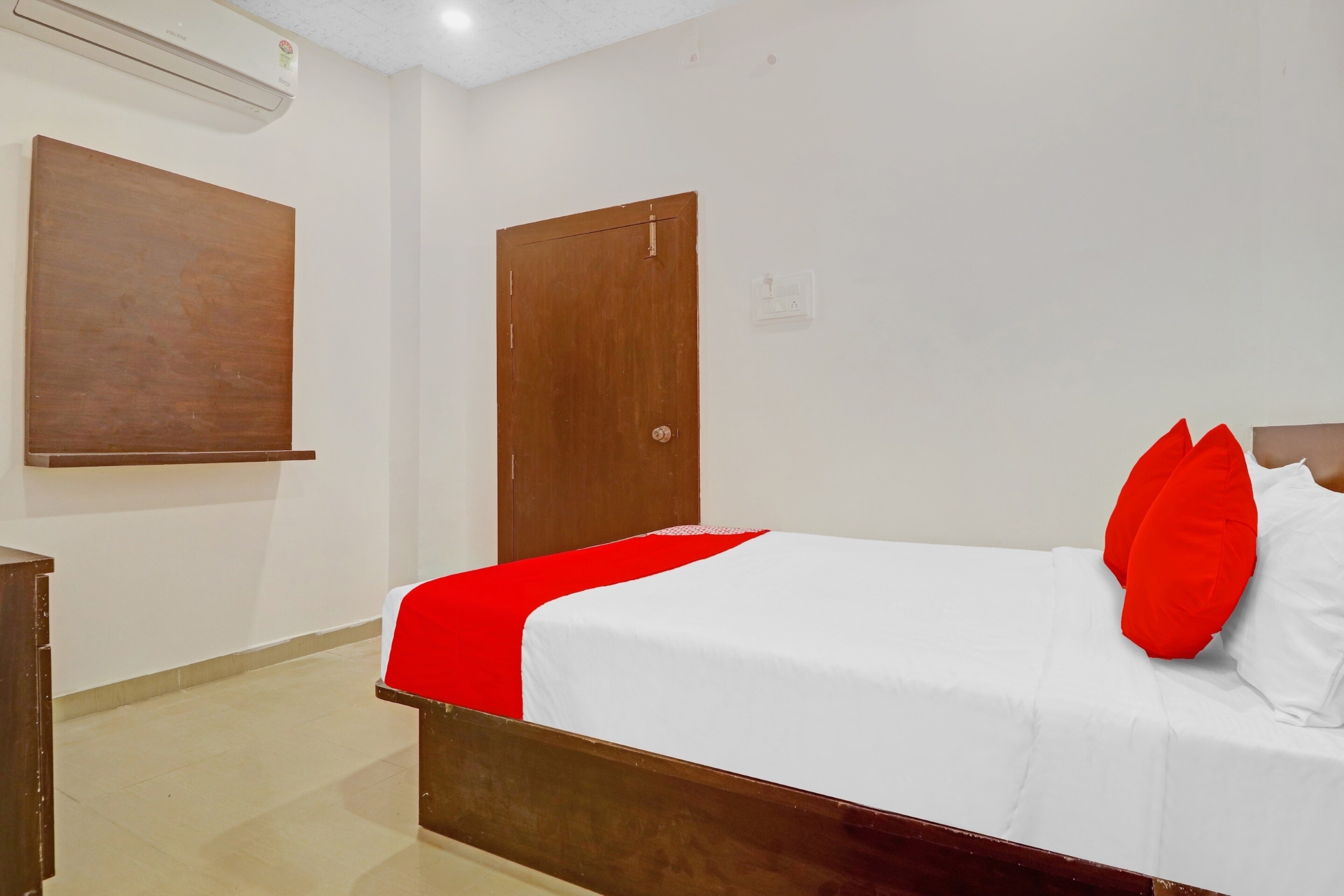 Hotel O R Square Near LB Nagar Metro Station - Tap to explore photos