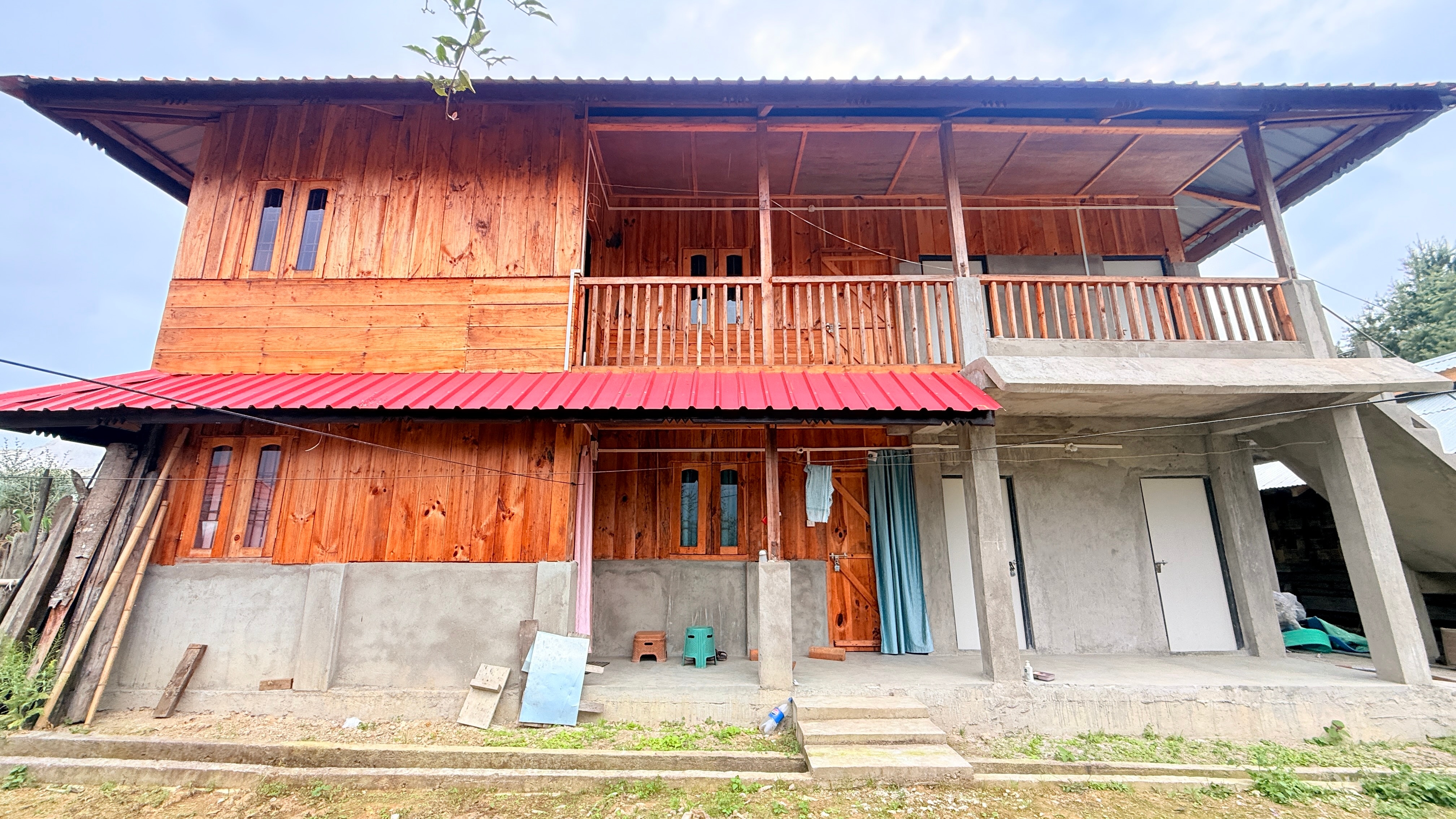 Ziro backpackers yard - Tap to explore photos