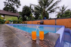 Sky Blue Homestay with Pool