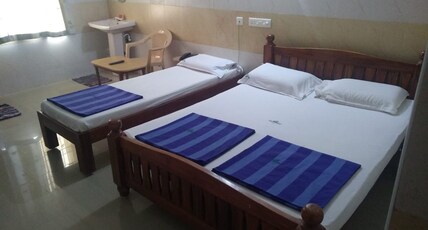 SDD RESIDENCY Room Type - TRIPLE AC ROOM