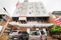 OYO 152 Sangco Condotel