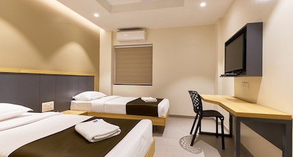 Hotel Elite Inn Room Type - Executive Twin Bed AC 220 Sq.Ft Hotel Elite Inn Room Type - Executive Twin Bed AC 220 Sq.Ft