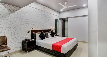 Super Collection O Rajdhani Hotel Room Type - Classic