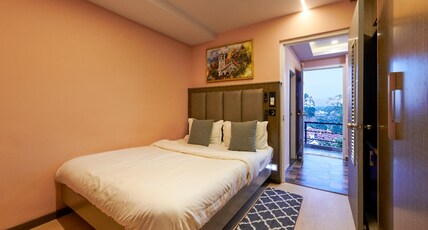 Heritage View Room Type - Superior Queen Room