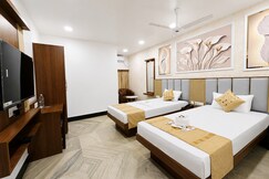 KM HOTEL & BANQUET