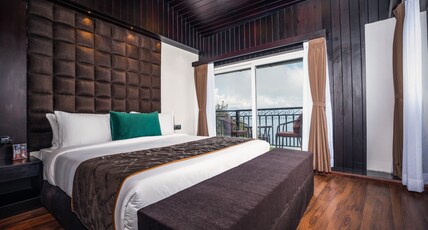The West Gate Posada By Summit Room Type - Executive Suite with Balcony and Jacuzzi