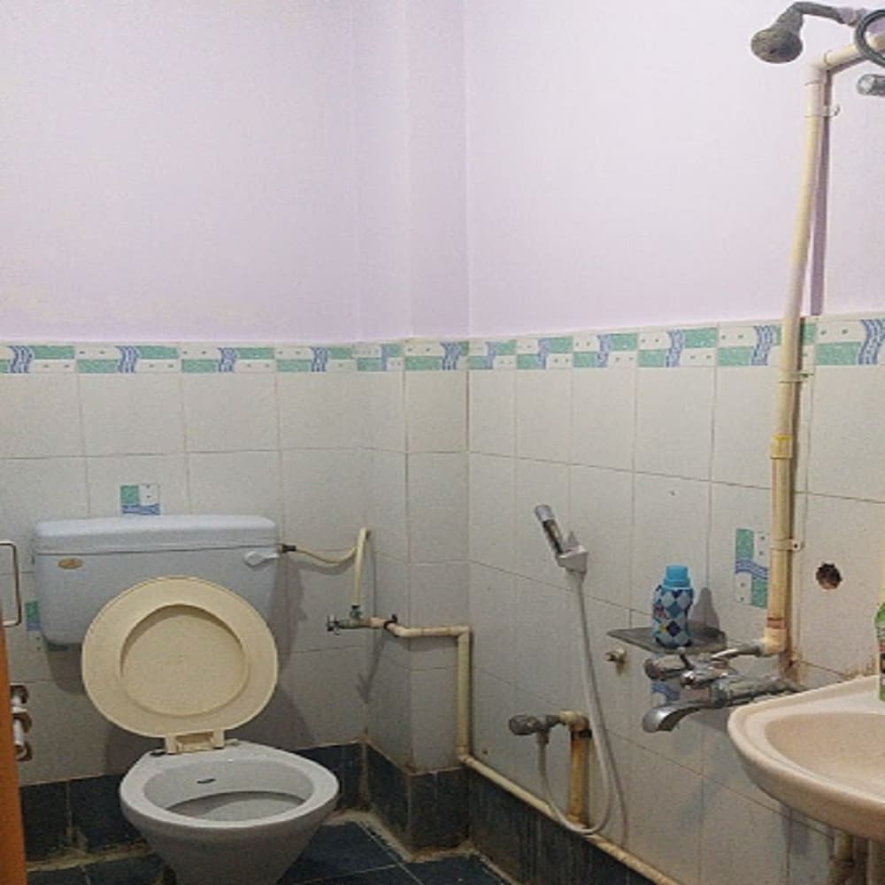 Hotel Travellers Inn Hyderabad - Tap to explore photos