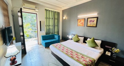 Hotel Dayal Regency near IMT Chowk Manesar Room Type - Deluxe Room Hotel Dayal Regency near IMT Chowk Manesar Room Type - Deluxe Room