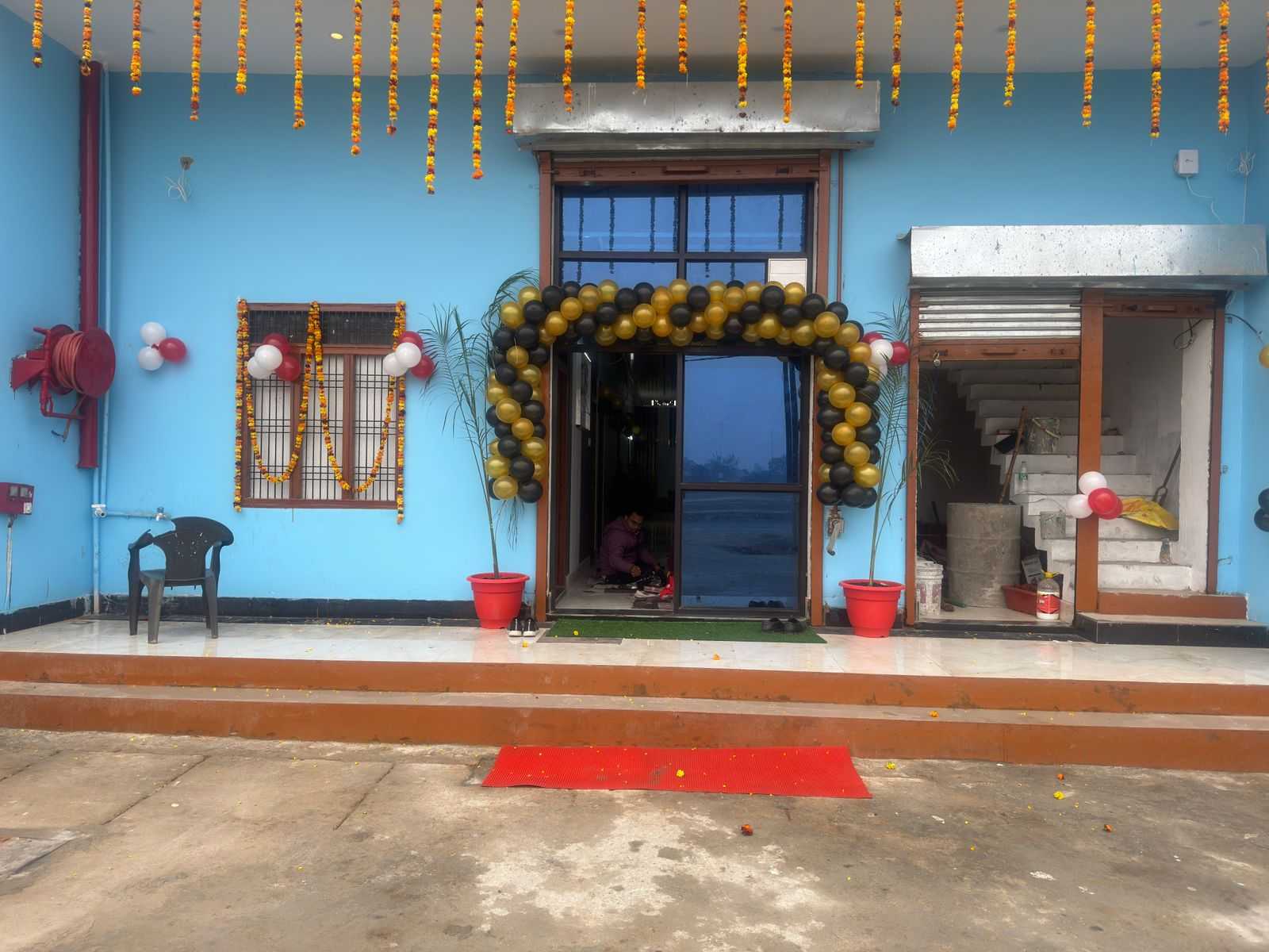 Hotel O Park's Hotel - Tap to explore photos