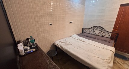 DEE DASH INN Room Type - Standard Non AC Room