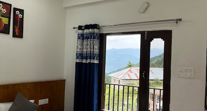 Snow Mount View Room Type - Deluxe Room