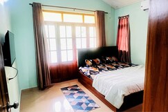 1 Bhk Luxurious Spacious stay nr Benalium Beach Private Parking WiFi