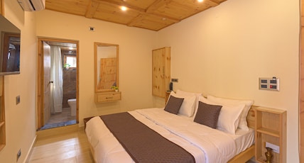Palpenzy Bespoke Stay Room Type - Deluxe Room
