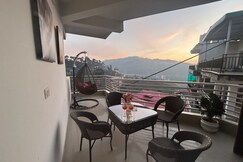 Mountain facing 3BHK with Swing