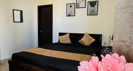 Happy stays Room Type - Bedroom 1