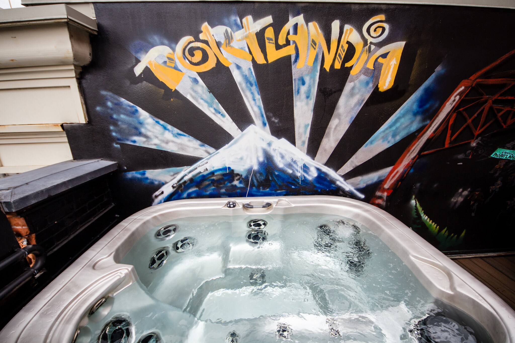 Kimpton Hotel Vintage Portland, an IHG Hotel - Tap to explore photos