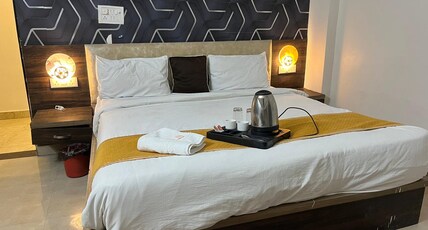 P.S Villa Home Stay Room Type - Triple Room with Courtyard View