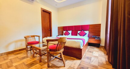 Hotel Grand Sharon Room Type - Super Deluxe Room