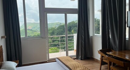 Villa at Valley View Room Type - Deluxe Room with Private Balcony