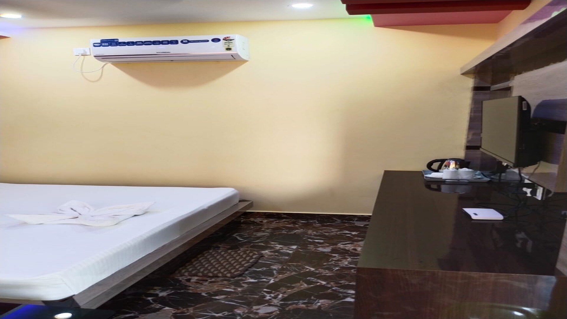 Prabhu kunj Hotel Resort - Tap to explore photos