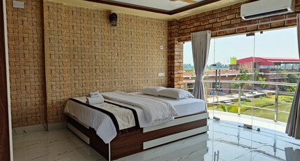 Ishani Resorts Room Type - DELUXE ROOM