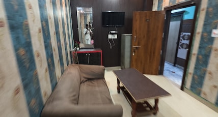 Hote New Bhajan and restaurant Room Type - Ac dubble bed room Hote New Bhajan and restaurant Room Type - Ac dubble bed room