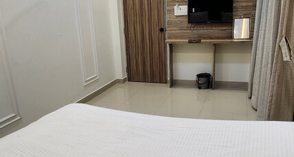 Neel Inn Room Type - Suite Room