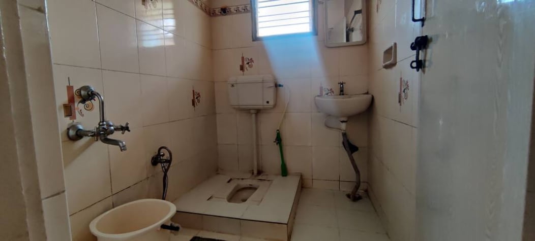Beautiful spacious 2bhk Akshaya nagar BG rd 2ndflr - Tap to explore photos