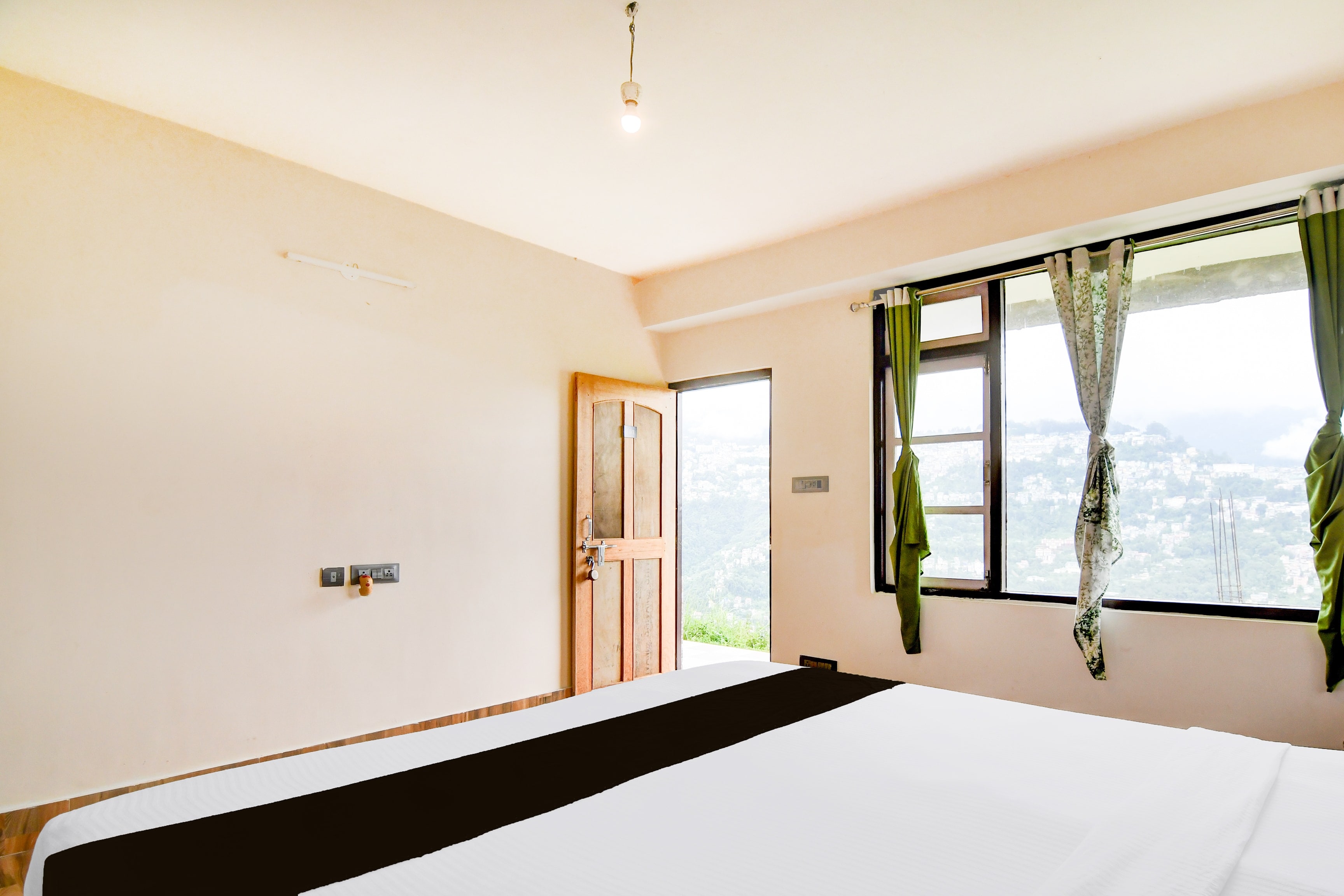 Hotel O Ranka Gangtok - Tap to explore photos