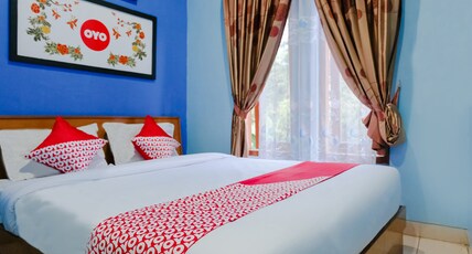 Hotel O Guest House Amalia Malang Room Type - Indonesia Standard Double