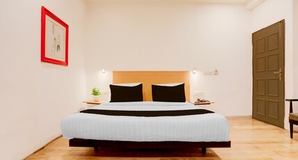 Super Townhouse Nagpur Junction Formerly Hotel Woodland Room Type - Super Deluxe Room