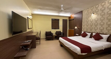 Hotel Beach Garden - Juhu Beach Room Type - Deluxe Room