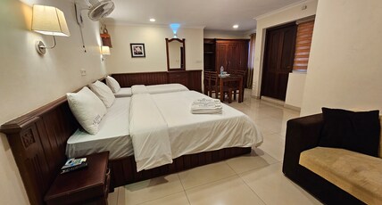 Deira City Residency Room Type - AC Deluxe - 3 bed