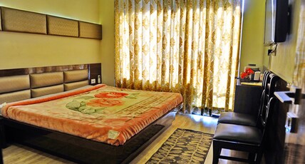 New Hotel Jannat Room Type - Super Deluxe Balcony