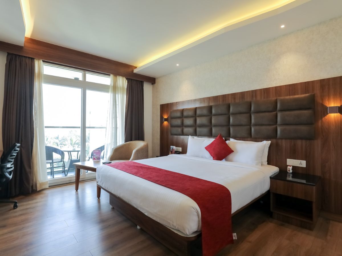 Shivas Galaxy Hotel - Tap to explore photos