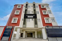 Super Townhouse Svb Tech Park Kalapatti Formerly RG Stays
