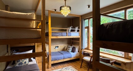 Prakasa Manali Room Type - Bed in 6-Bed Mixed Dormitory Room