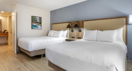 Best Western Plus A Wayfarer's Inn And Suites Room Type - Accessible - 2 Queen, Mobility Accessible, Roll In Shower, Microwave And Refrigerator, Non-Smoking, Best Western Plus A Wayfarer's Inn And Suites Room Type - Accessible - 2 Queen, Mobility Accessible, Roll In Shower, Microwave And Refrigerator, Non-Smoking,