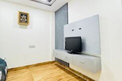 Premium 2BHK Homestay at VIP Road