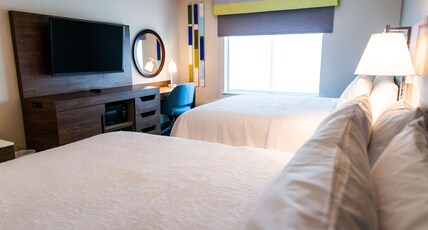 Hampton Inn Paris IL, IL Room Type - 2 QNS HEARING ACC NOSMOK