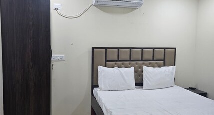 Venkatessh Puram Family Resort Room Type - Couple AC Room