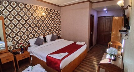 Hotel Al Mehar-Best 3 Star Hotel Luxury Hotel Room Type - Deluxe Room 