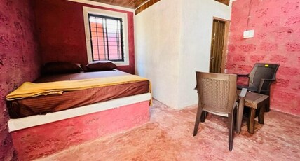 Ocean Paradise Beach Homestay Room Type - 3 Sharing Red Stone Cottages