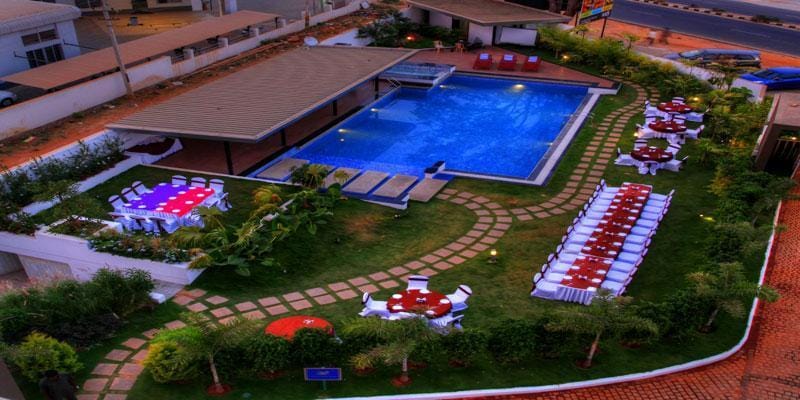 Hotel Le Ruchi The Prince - Tap to explore photos