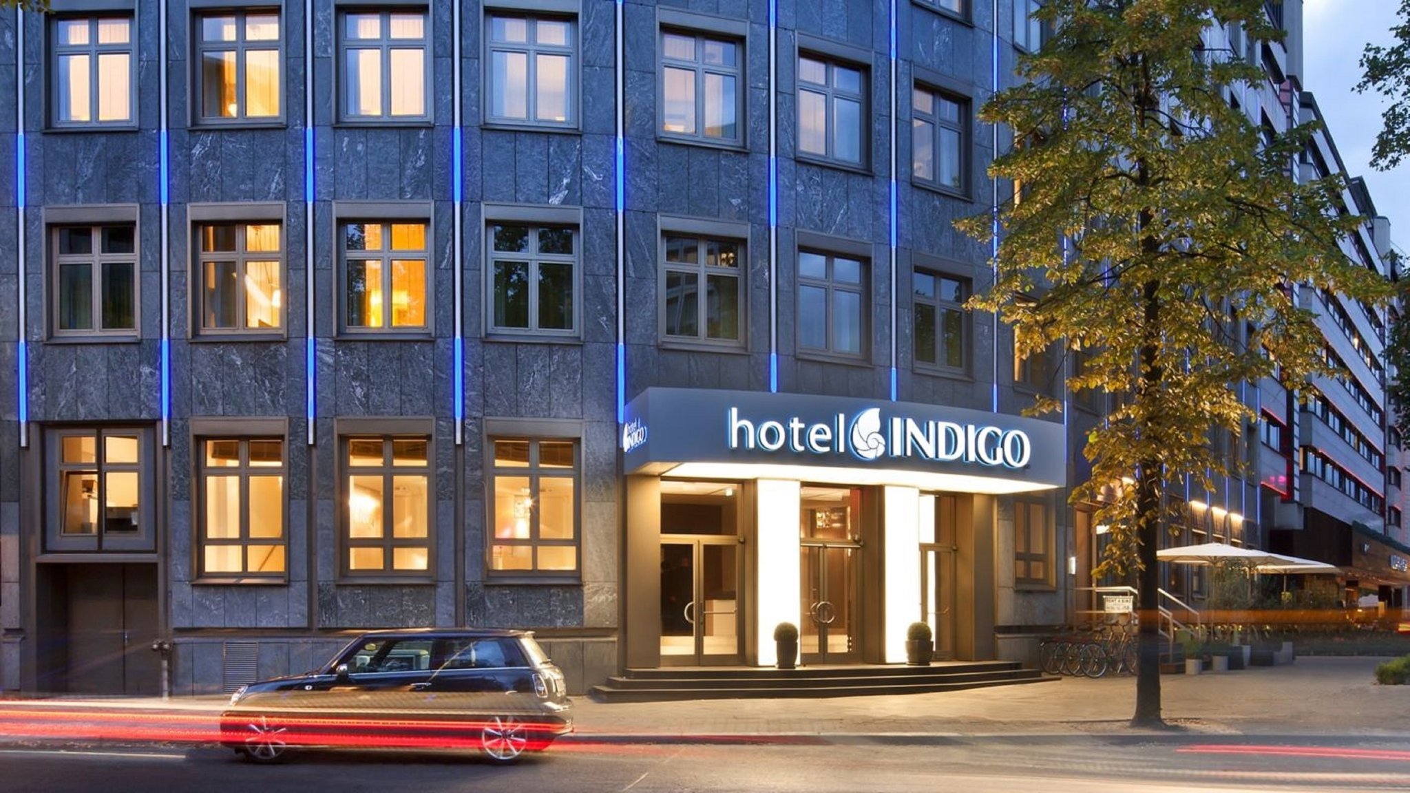 Hotel Indigo Berlin  - Tap to explore photos