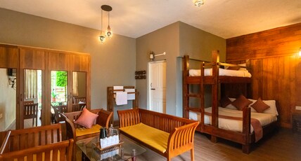 WESTERN VALLEY HOME STAY Room Type - Quadruple bunker bed room