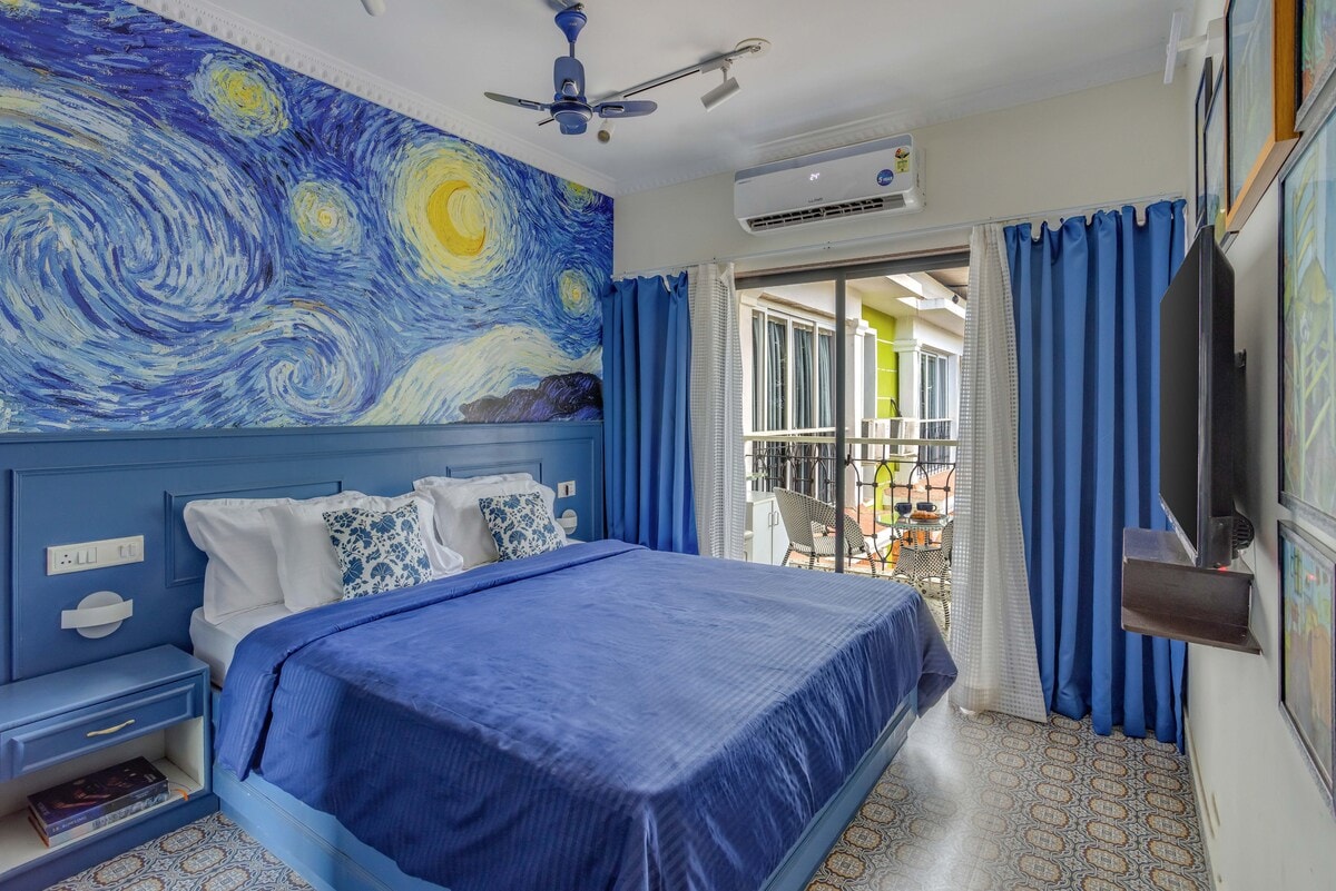 The Starry Night Studio | Free OTTs | 1Km to Beach | Pooll - Tap to explore photos